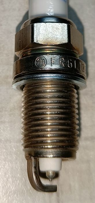 Свечи зажигания Bosch Platinum Iridium  FR6LI332S   96344