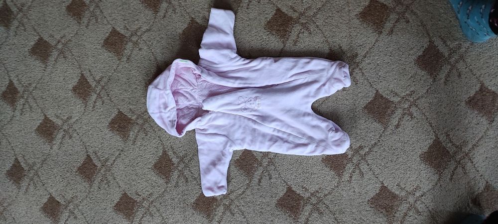 Комбінезон для новонародженних