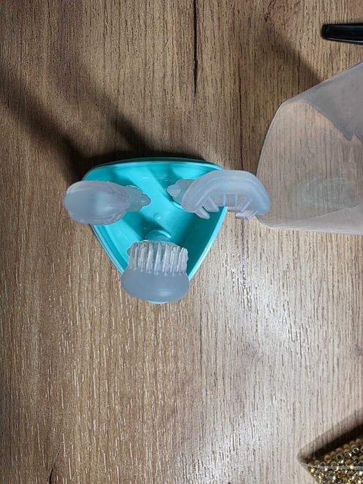 zestaw silikonowych szczoteczek do zębów