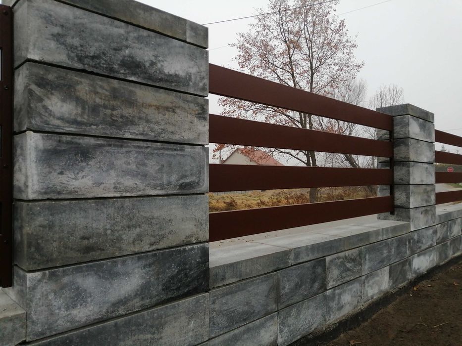 Bloczek ogrodzeniowy