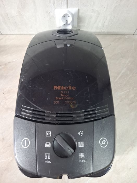 Odkuracz Miele Tango  S 771 uskodzony