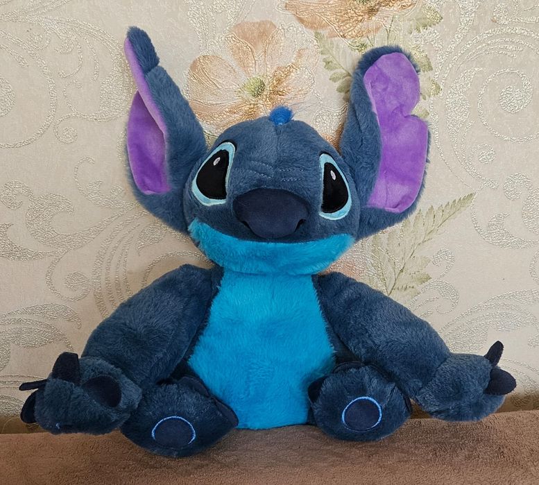 Великий яскравий Стіч