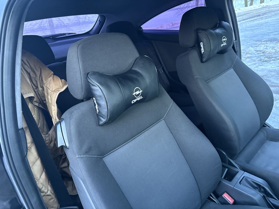 Продам Opel astra H