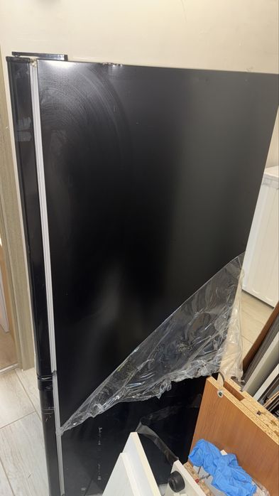 Холодильник б/у  в новому стані