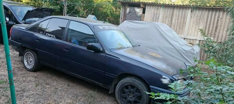 Продам Опель Омега А
