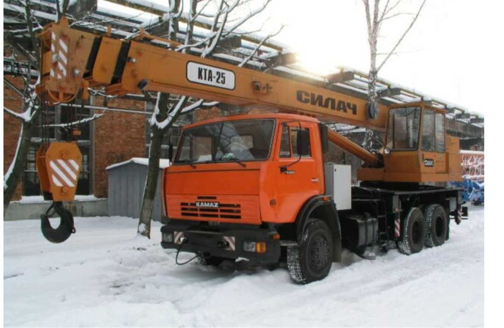 Послуги  АвтоКранів та СпецТехніки