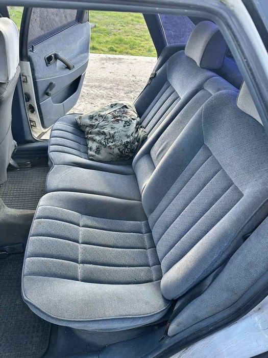 пасат б3 2.8 VR 6 1992 року