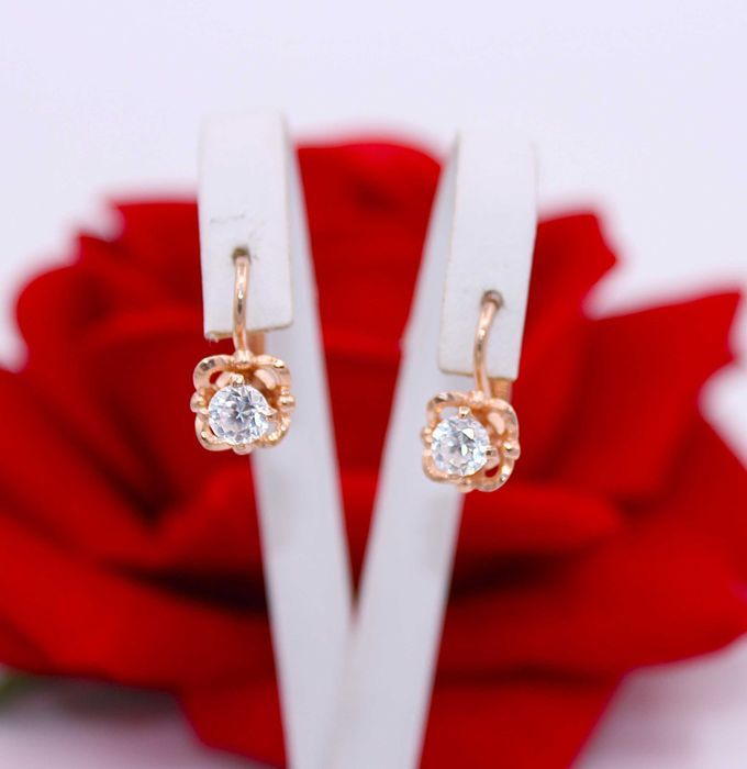 Złote kolczyki p.585/5,01g z różowego złota