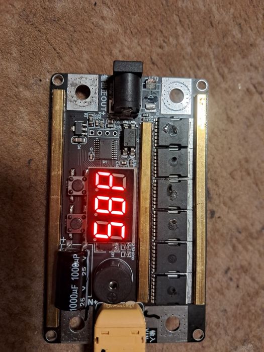 Точкова зварка для акб