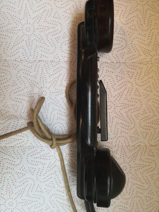 Телефон військовий