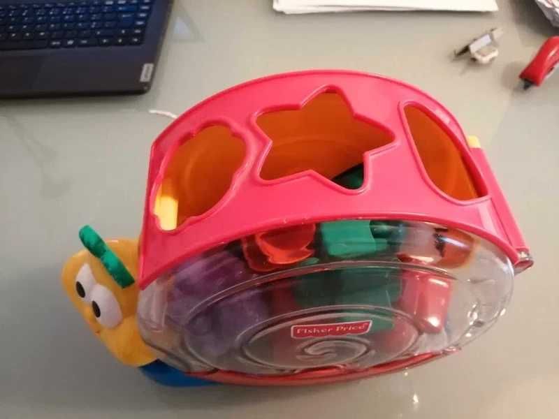 Brinquedo interativo a pilhas - Caracol*