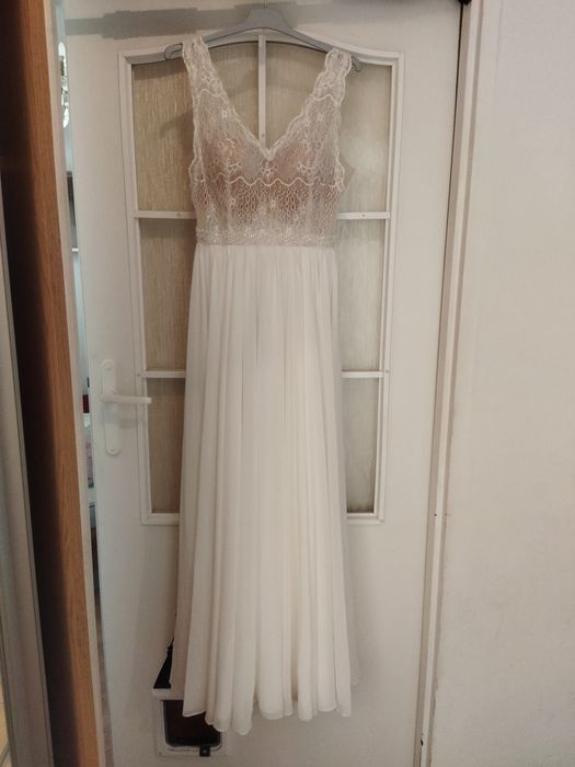 Suknia ślubna boho/rustykalna z muślinowym dołem