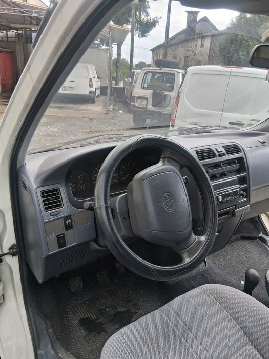 Carrinha Toyota Hiace