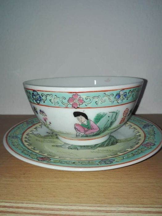 Taça/ tigela com prato de porcelana oriental