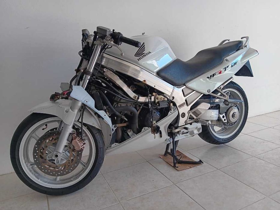 Peças Honda VFR750