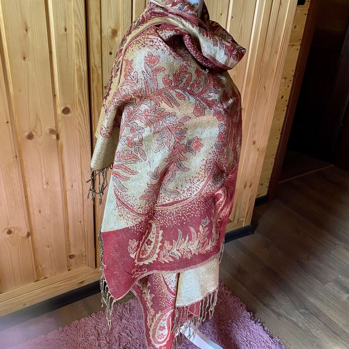 Elegancki szal bordowo-złoty z pashminy i jedwabiu