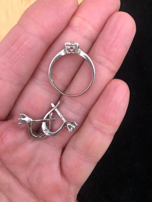 Серебрянные серьги , шармы