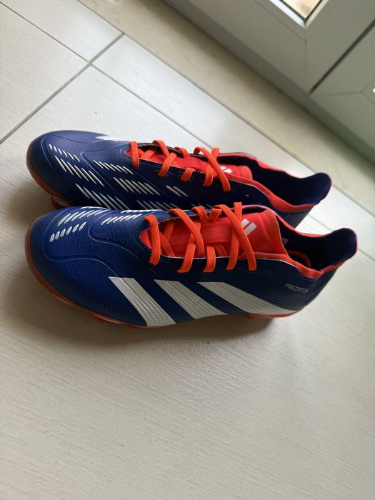 Chuteiras adidas/predator semi novas