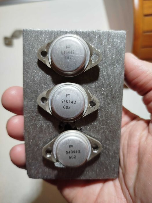 Tranzystory mocy amplituner Marantz 2275