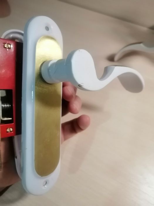 Замок дверной межкомнатный