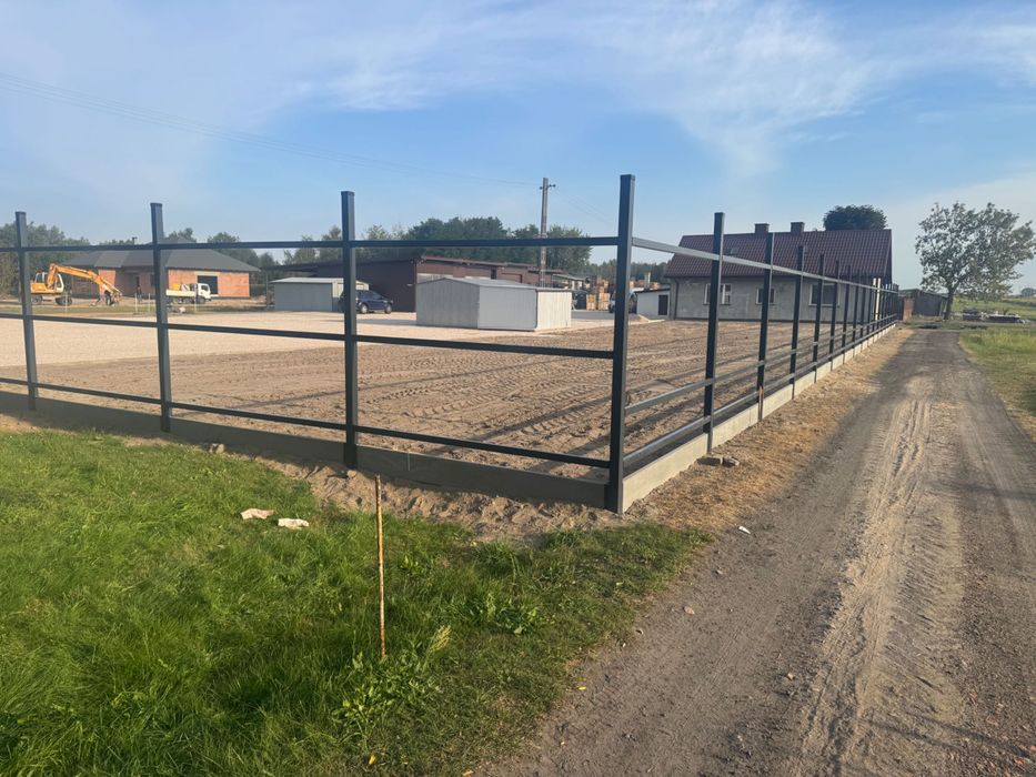 Montaż ogrodzeń panelowych