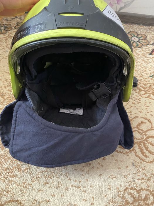 Каска пожежного Rosenbauer HEROS Titan