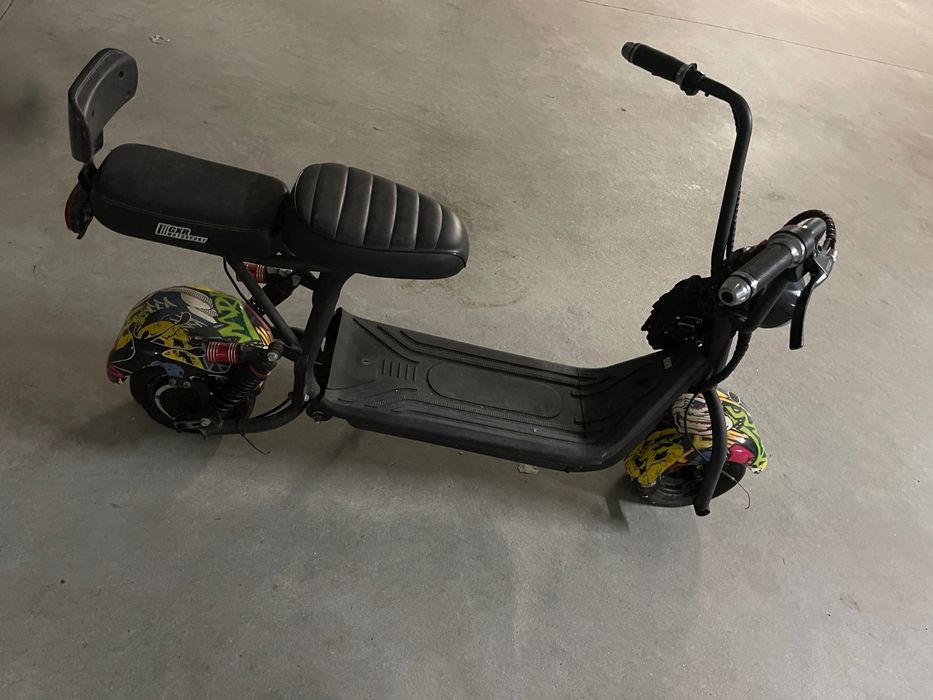 Moto elétrica.