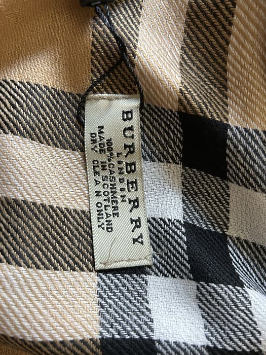 Lenço da Burberry