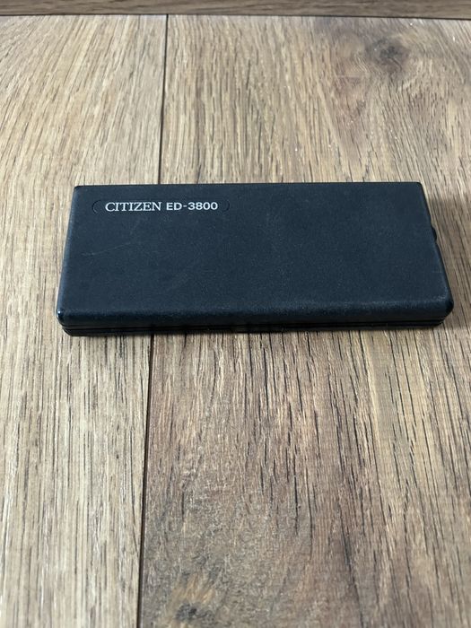 Antiga Calculadora Citizen ED-3800