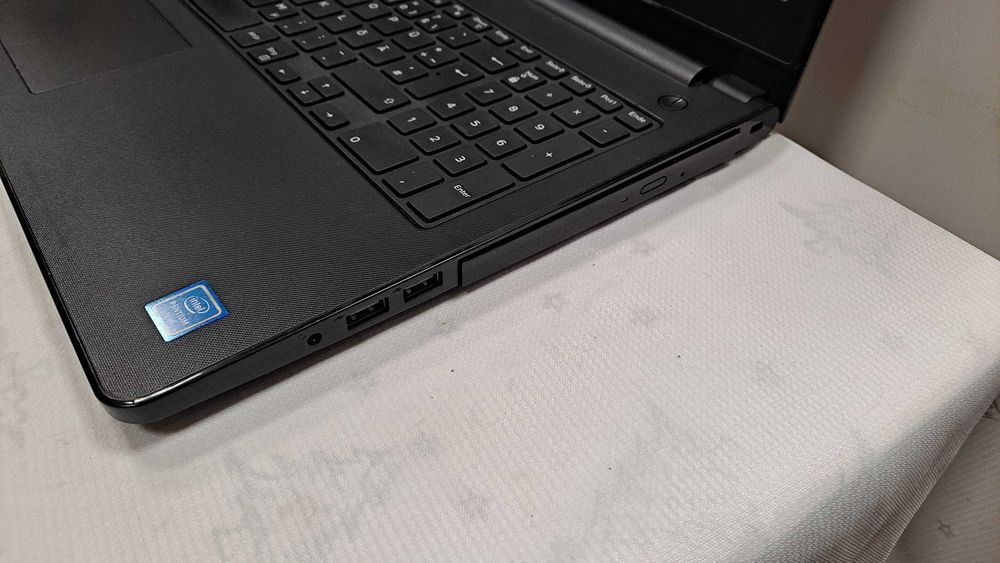 laptop Dell Inspiron 15