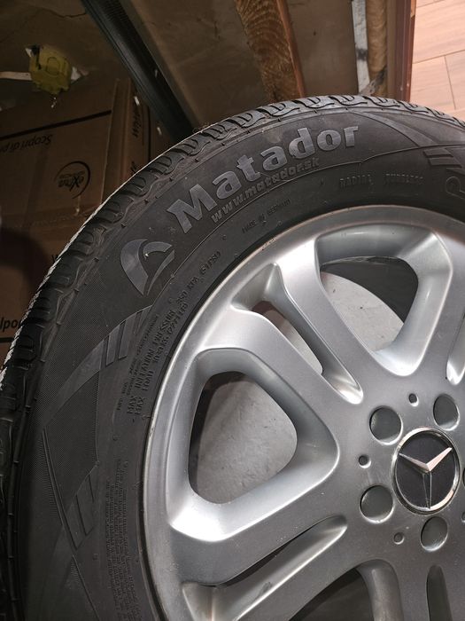 Комплект гуми Matador MP-82 255/55 r18 на дисках