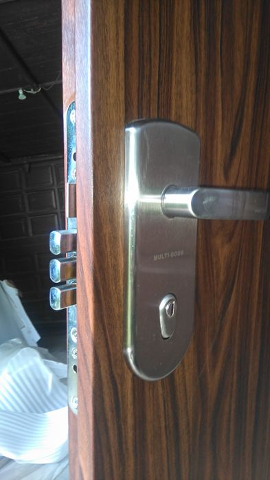 Drzwi wejściowe różne z wyprzedaży