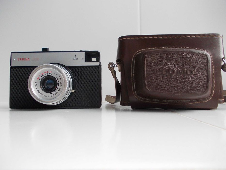 Kultowy Lomo Smena 8M + oryginalny pokrowiec – stan jak nowy!