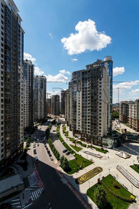 Продажа квартиры, ул. Андрея Верхогляда, Печерский р-н