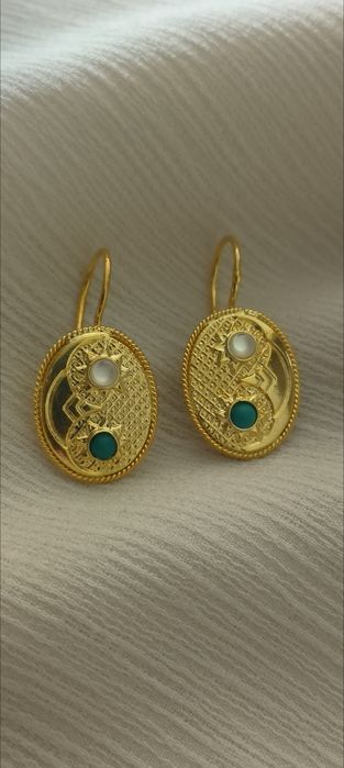 Brincos antigos em prata