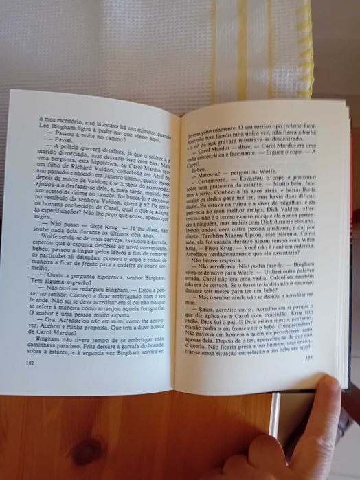 Livros policiais Dick Haskins/Mary Higgins Clark/Rex Stout