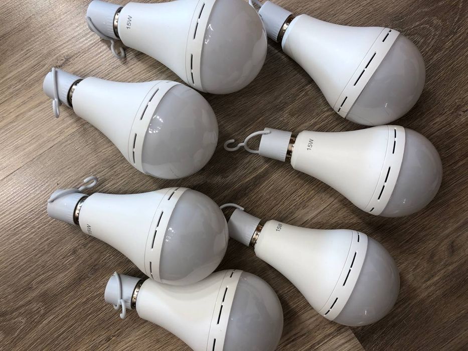 Акумуляторні лампочки 15 W 250 грн