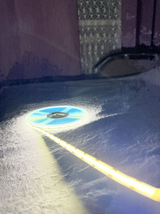 Качественная яркая светодиодная лента COB 12 вольт