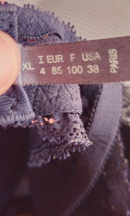 Бюстгальтер (ліфчик) б/у.