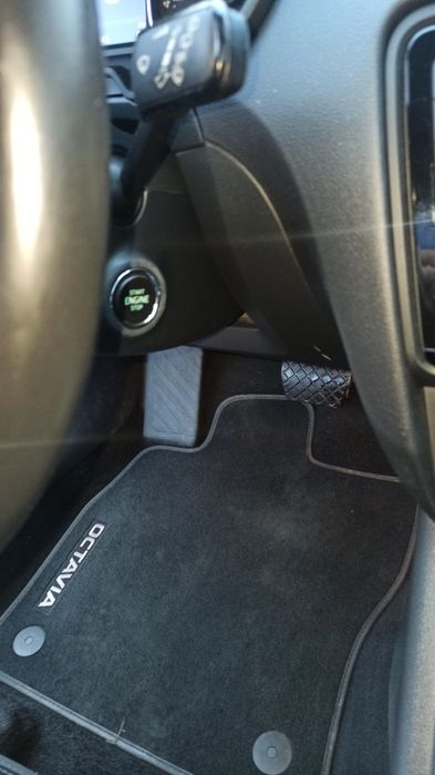 Свіжо пригнана шкода Октавія а7