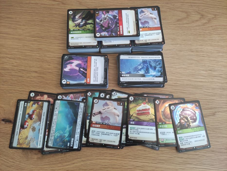 Lote 305 Cartas Riftbound TCG (League of Legends) – Edição Chinesa (5 Épicas / 40 Raras)