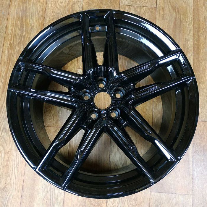 R20 оригінал BMW M5(F90) M8 (F91/F92/F93) стиль 810M диски бмв