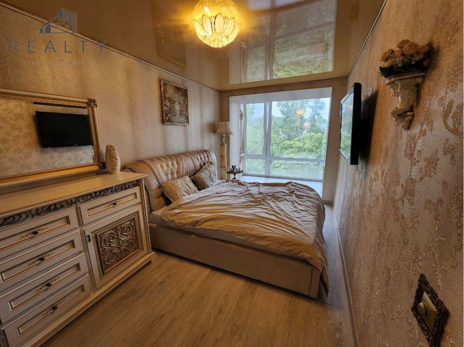 Затишна 2-кімнатна квартира на Набережній (213-288-541)