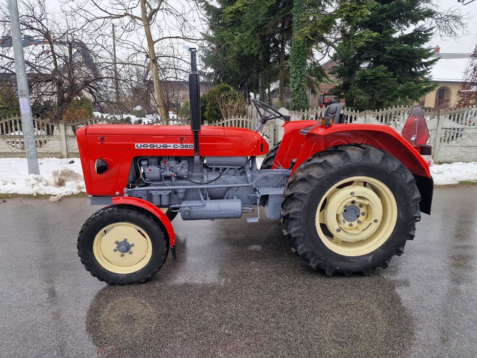 Traktor  Ursus C360 salonowy Stan