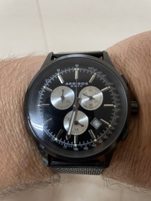 Relógios suiss akribos