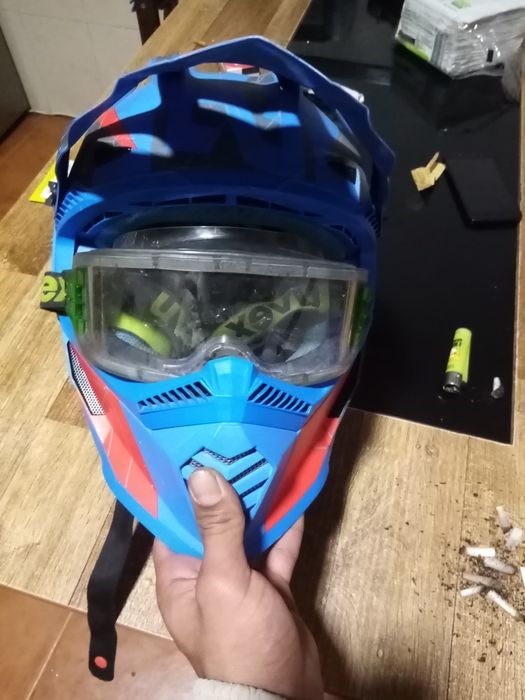 Capacete de cross L52 fast evo- usado