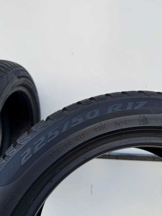 225/50/17 R17 Pirelli Sottozero 3 RSC 98H 2шт ЗИМА 7.5мм