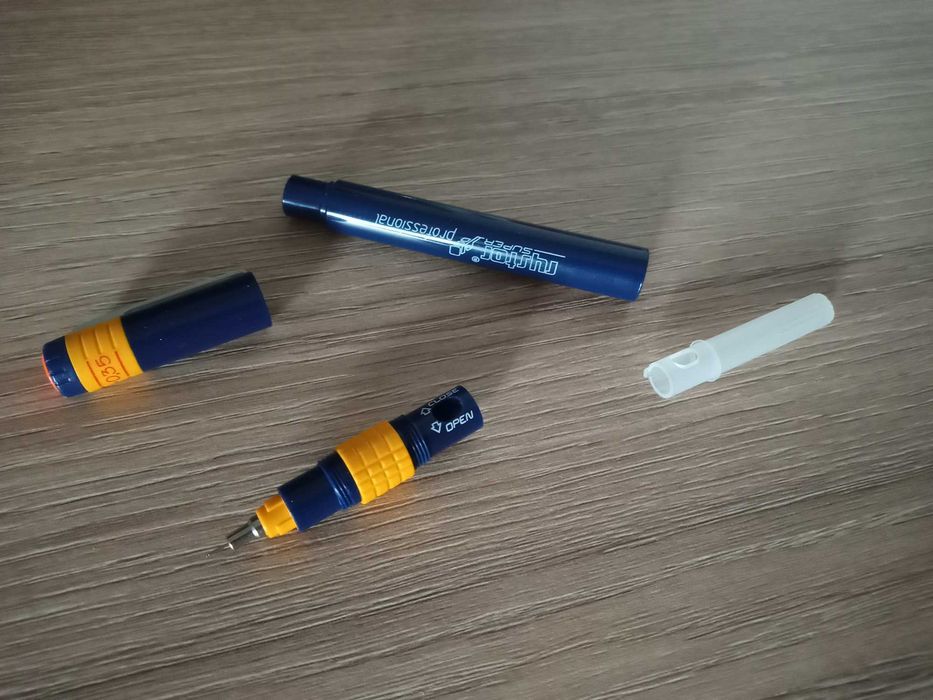 Rapidograf pisak kreślarski