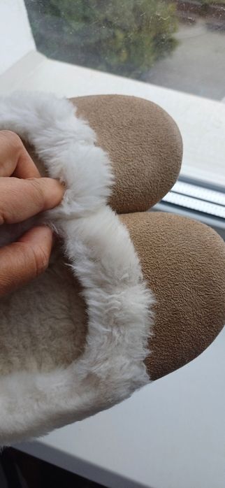 Продам теплі зимові тапочки,23 см