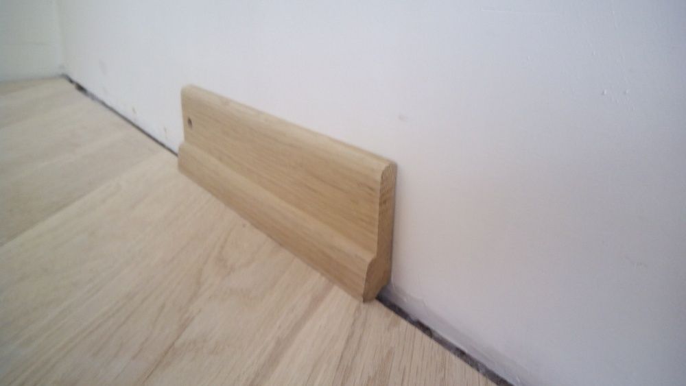 Плинтус дуб, цельный